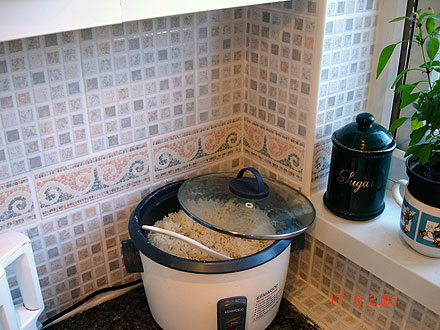 photograph of kitchen tiled by Versa Tile Ceramics